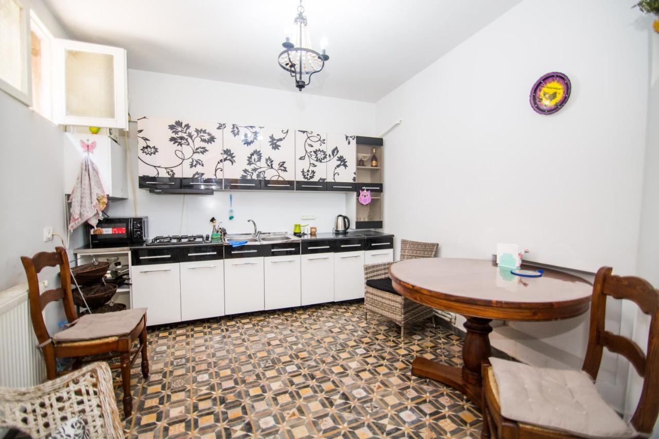 Anbani Apartment City Center Тбілісі Екстер'єр фото